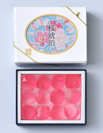 美しい桜のパッケージ