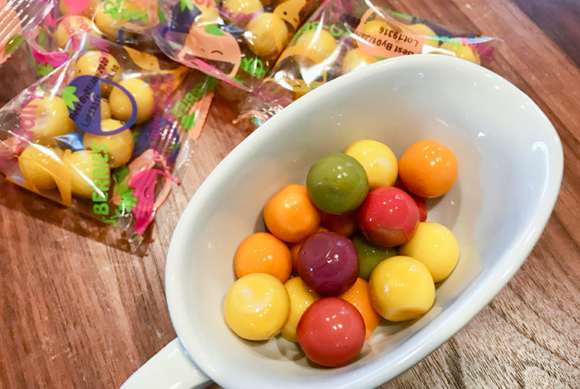、自然由来の食べられるパッケージ「ウィキセル(WikiCell)」
